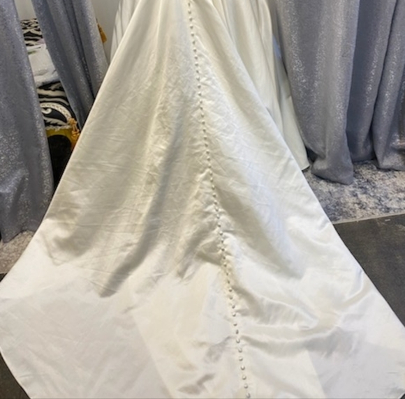 Allure Bridals Other - Elegant Ivory Satin Gown with Button Detail
